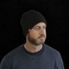 REVERSIBLE MICROFLEECE BEANIE